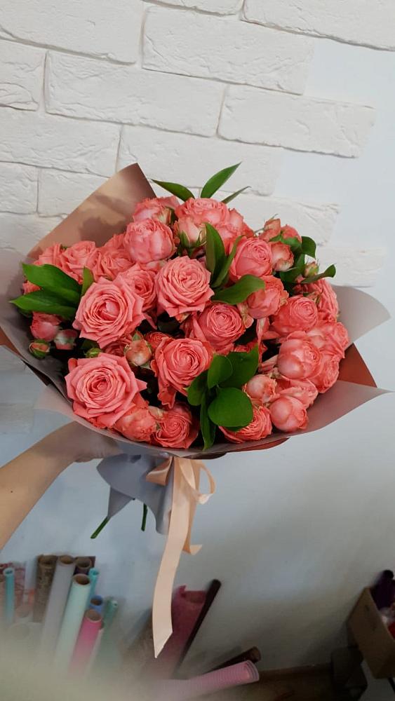 Букет цветов из: Розы в Кувандыке