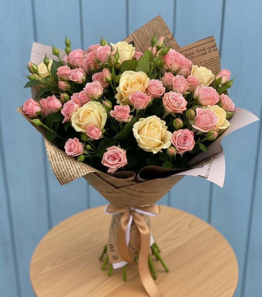 Букет цветов из: Розы в Кувандыке
