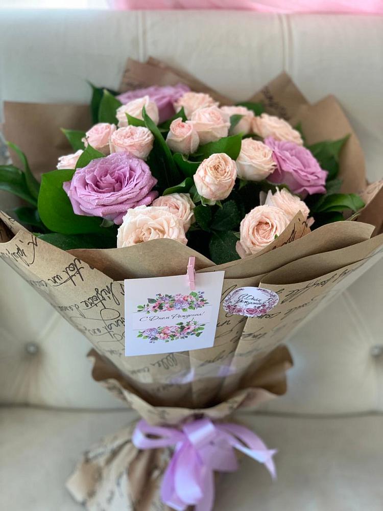 Букет цветов из: Розы в Кувандыке