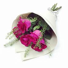 Букет цветов из:  Розы в Кувандыке