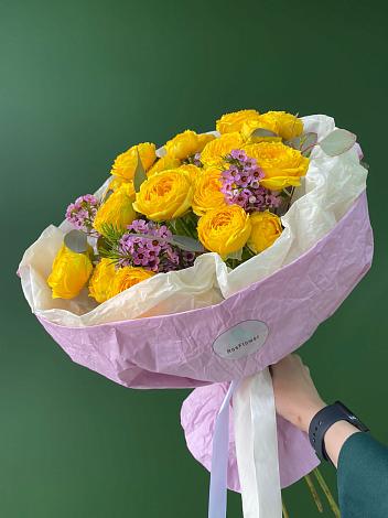 Букет Кустовые желтые розы в Кувандыке
