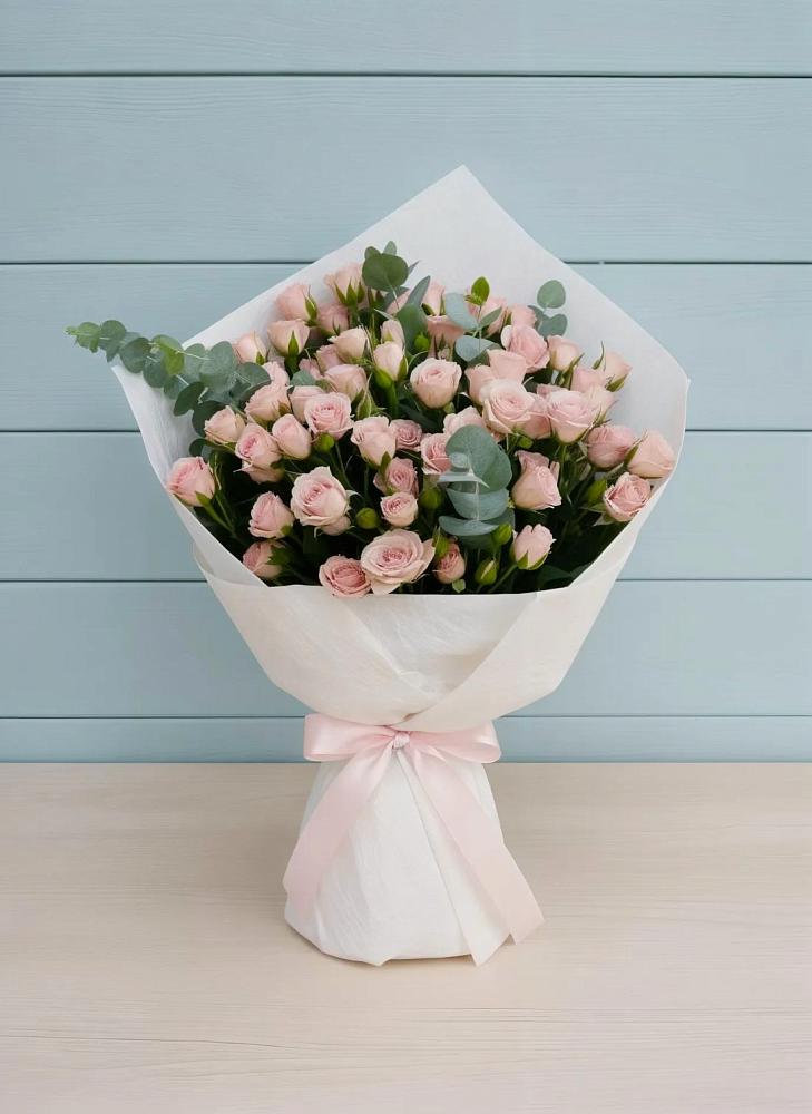 Букет цветов из: Розы в Кувандыке