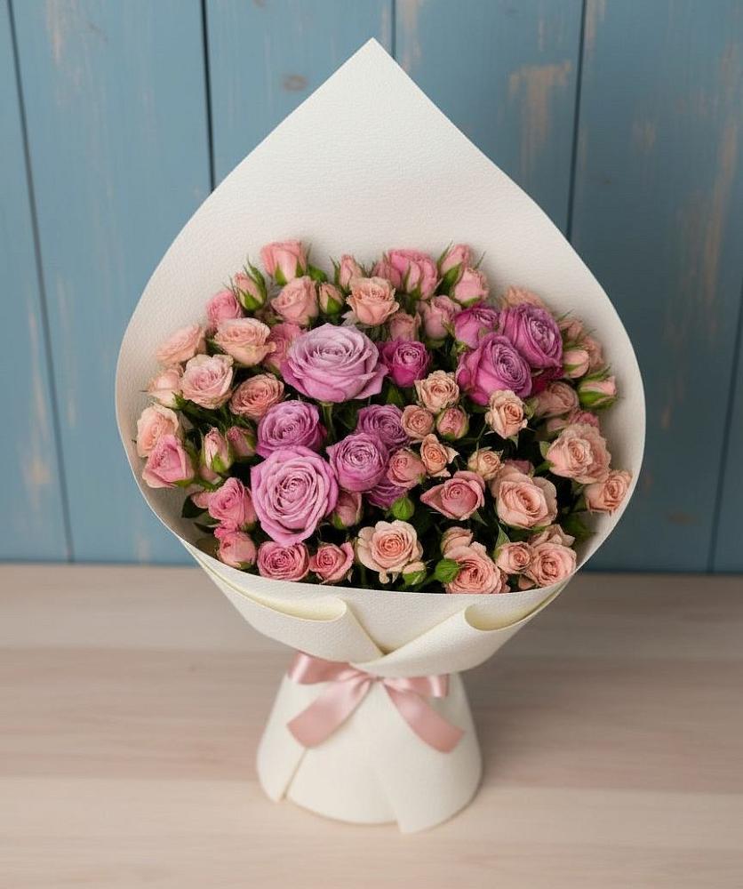 Букет цветов из: Розы в Кувандыке